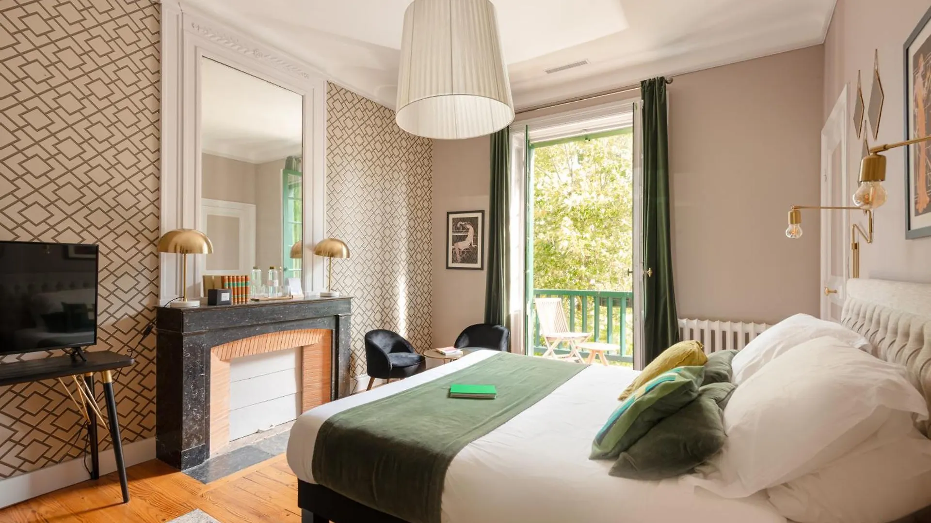 Maison Cuevas Biarritz 2*,